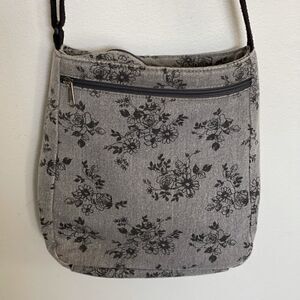 GUC Dakine Messenger Bag tag upside down possible factory defect